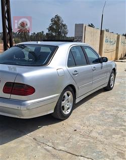 مرسيدس بنز E-Class